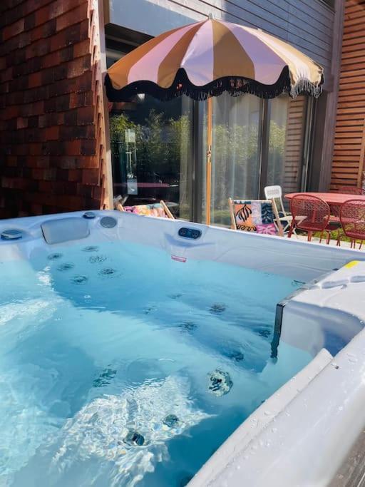 דירות סרלה-לה קנדה La Regate Avec Jaccuzi A 50 M Du Centre Historique מראה חיצוני תמונה